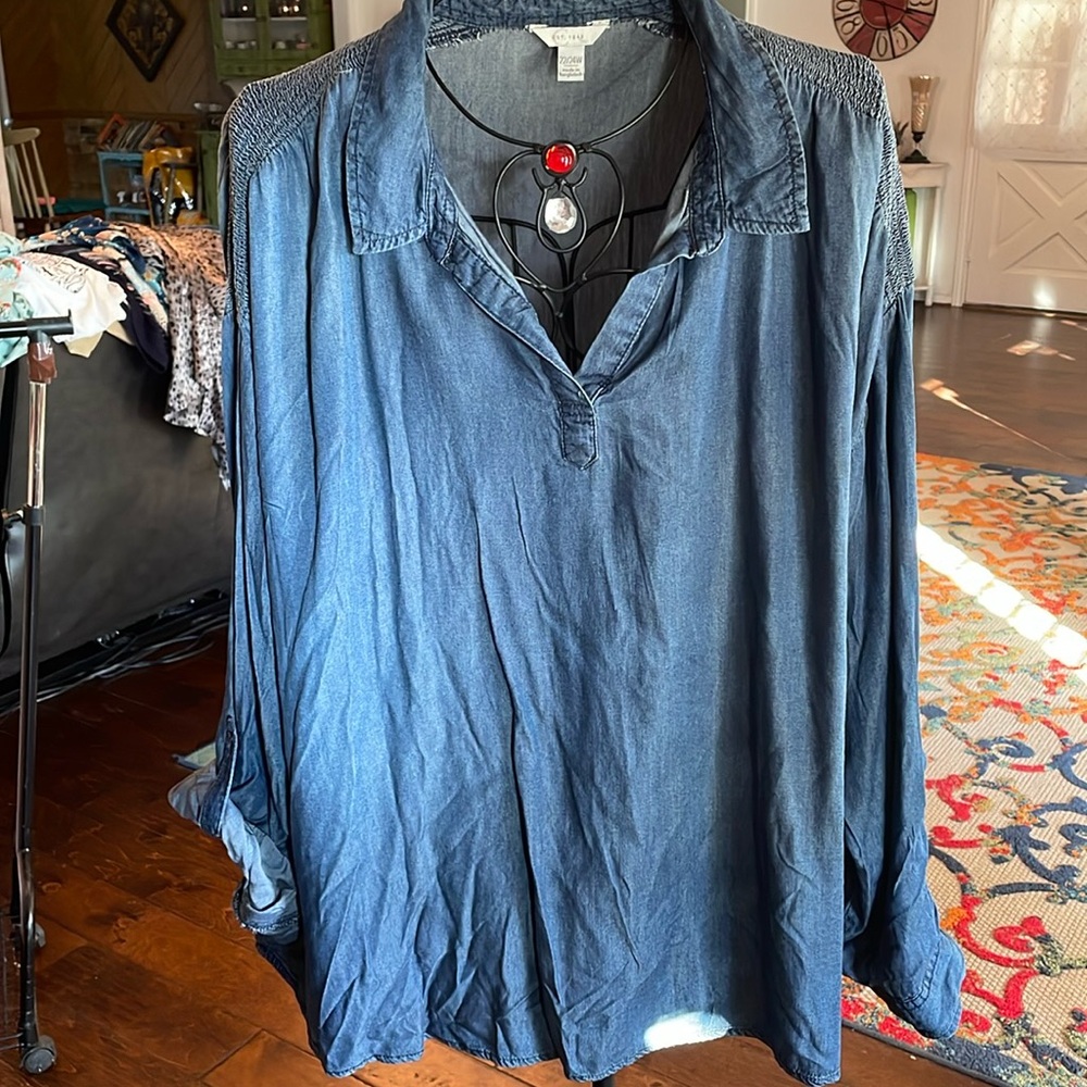 Women's Blue Denim Top